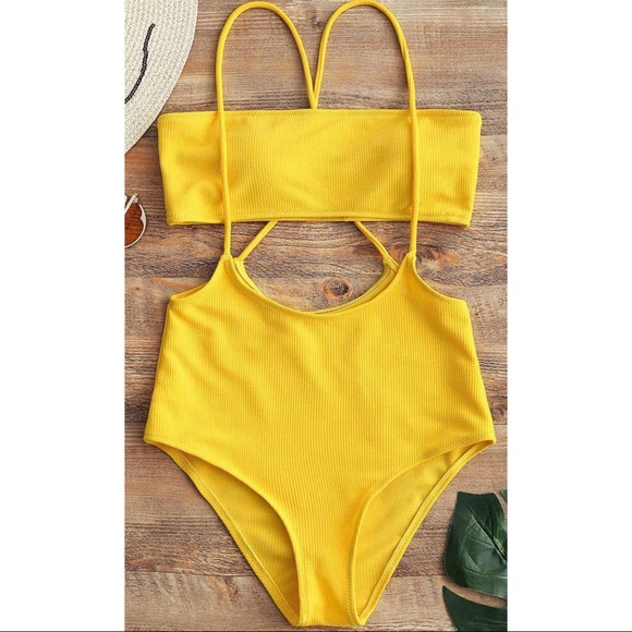 Bright yellow trendy bikini - Picture 1 of 3